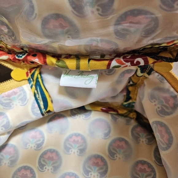 Vera Bradley PROVENCAL FLORAL Hatbox Round Cosmetic Travel Makeup Tote Bag Vinyl - Picture 8 of 12